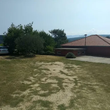 Tariba * Supetarska Draga